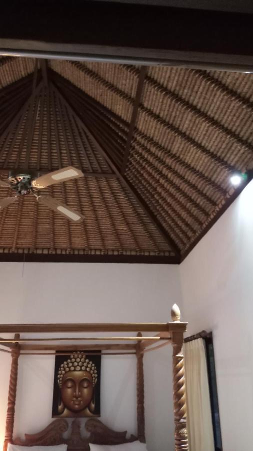 Jemeluk Beach Bungalows Amed  Exterior photo